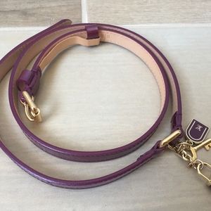 LOUIS VUITTON vernis belt with charm